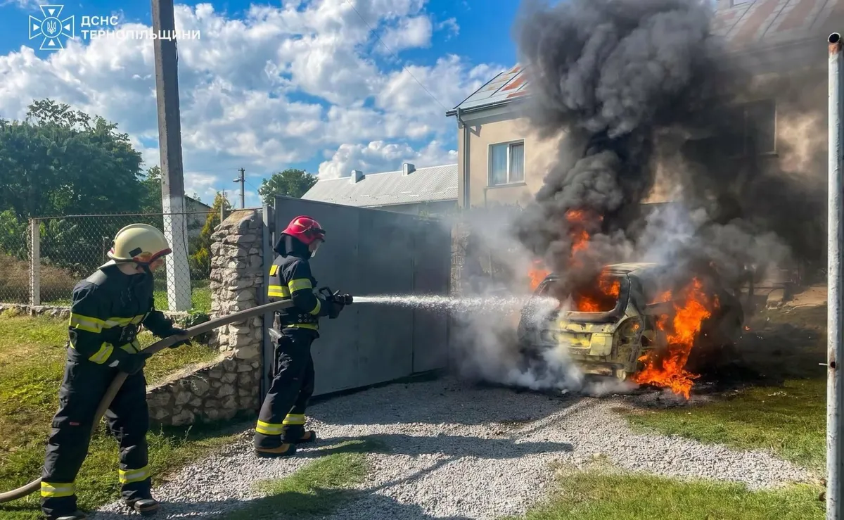 Шість пожеж за добу на Тернопільщині: як убезпечити оселю від вогню