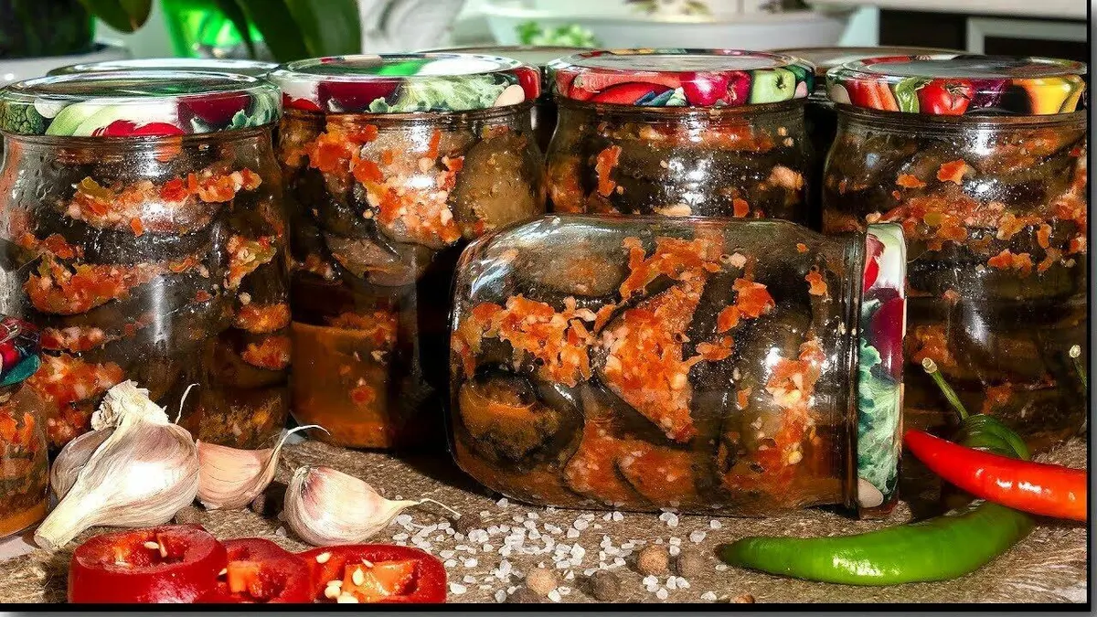 Три закрутки з баклажанів на зиму: мариновані, салат і намащення