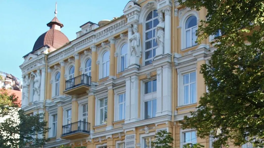 Суддя зі скандальною репутацією повертається до Господарського суду Києва