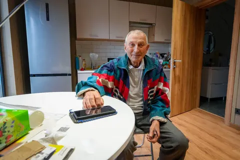 Новий дім для 87-річного Юрія з Бучі: як це стало можливим